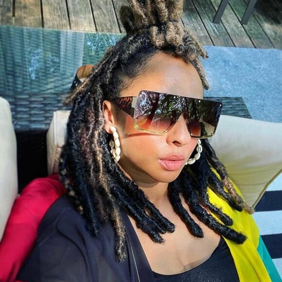 Gradient gold woman's sunglasses - Picture 3 of 7